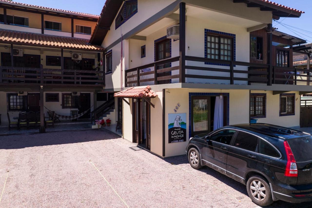 Pousada Gruta do Monge No centro, com café da manhã e piscina Bombinhas Exterior foto