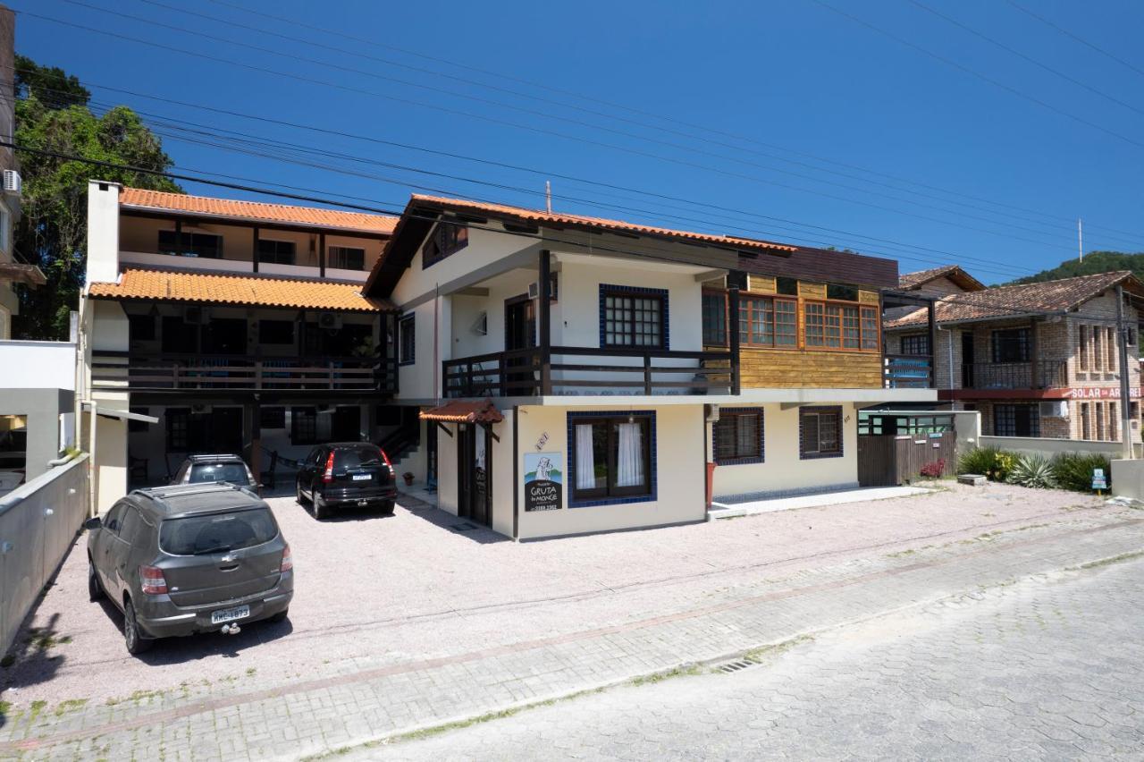 Pousada Gruta do Monge No centro, com café da manhã e piscina Bombinhas Exterior foto